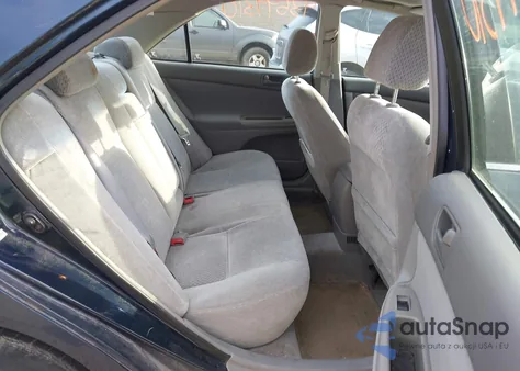 2003 Toyota Camry Le z USA, uszkodzony, nr VIN 4T1BE32K63U247154